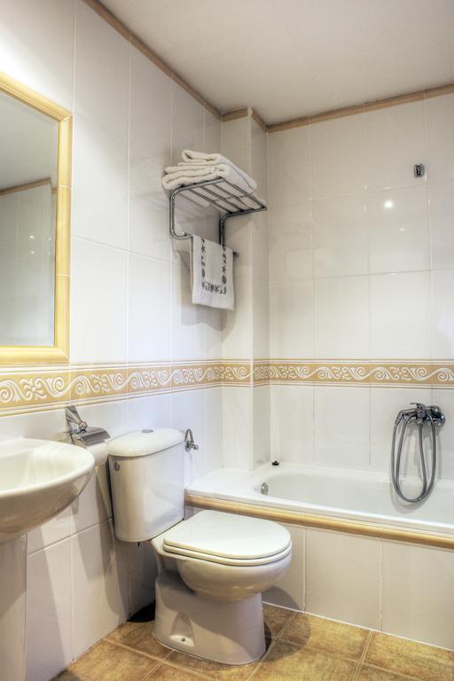 Hotel Brios Lugo Εξωτερικό φωτογραφία